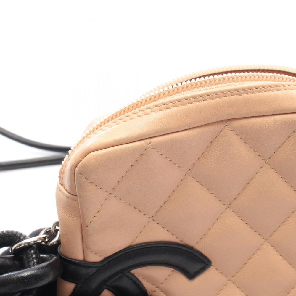 CHANEL Black Leather Shoulder Bag - Picture 7 of 9